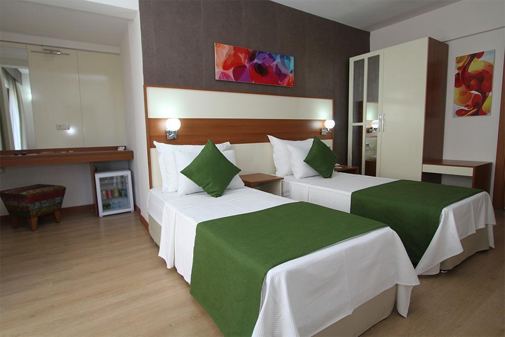 Ege Tulip Cesme Hotel Eksteriør billede