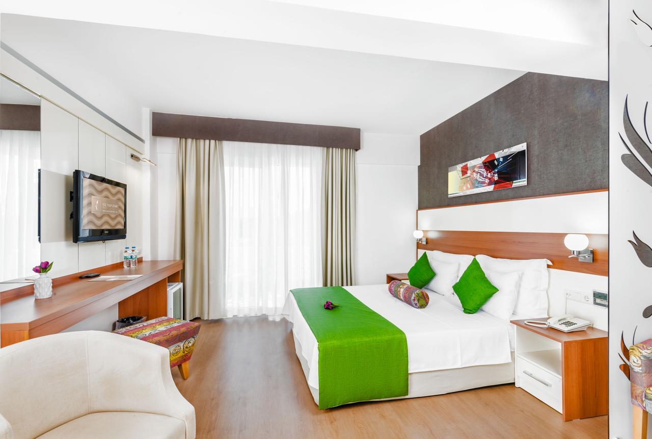 Ege Tulip Cesme Hotel Eksteriør billede