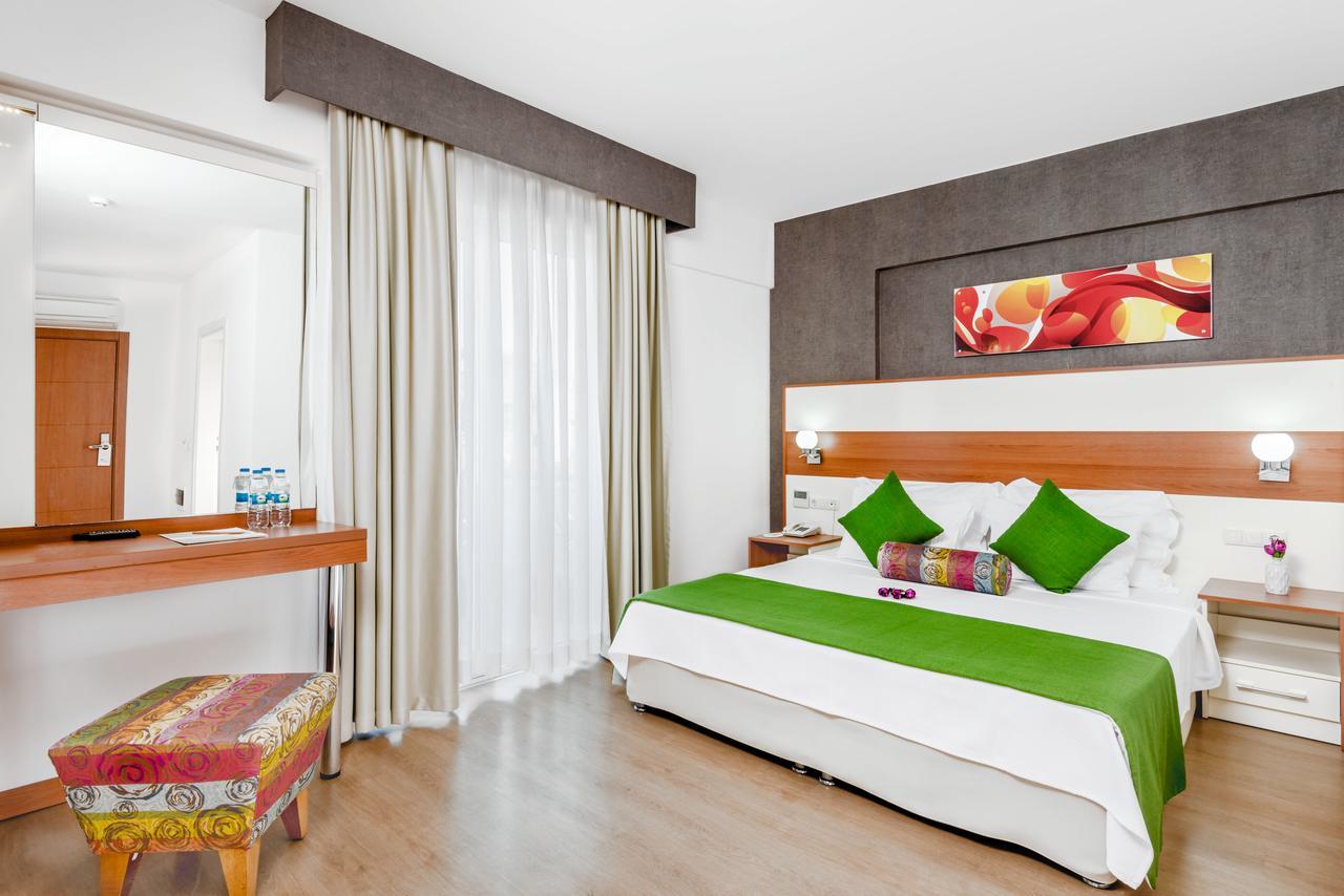 Ege Tulip Cesme Hotel Eksteriør billede